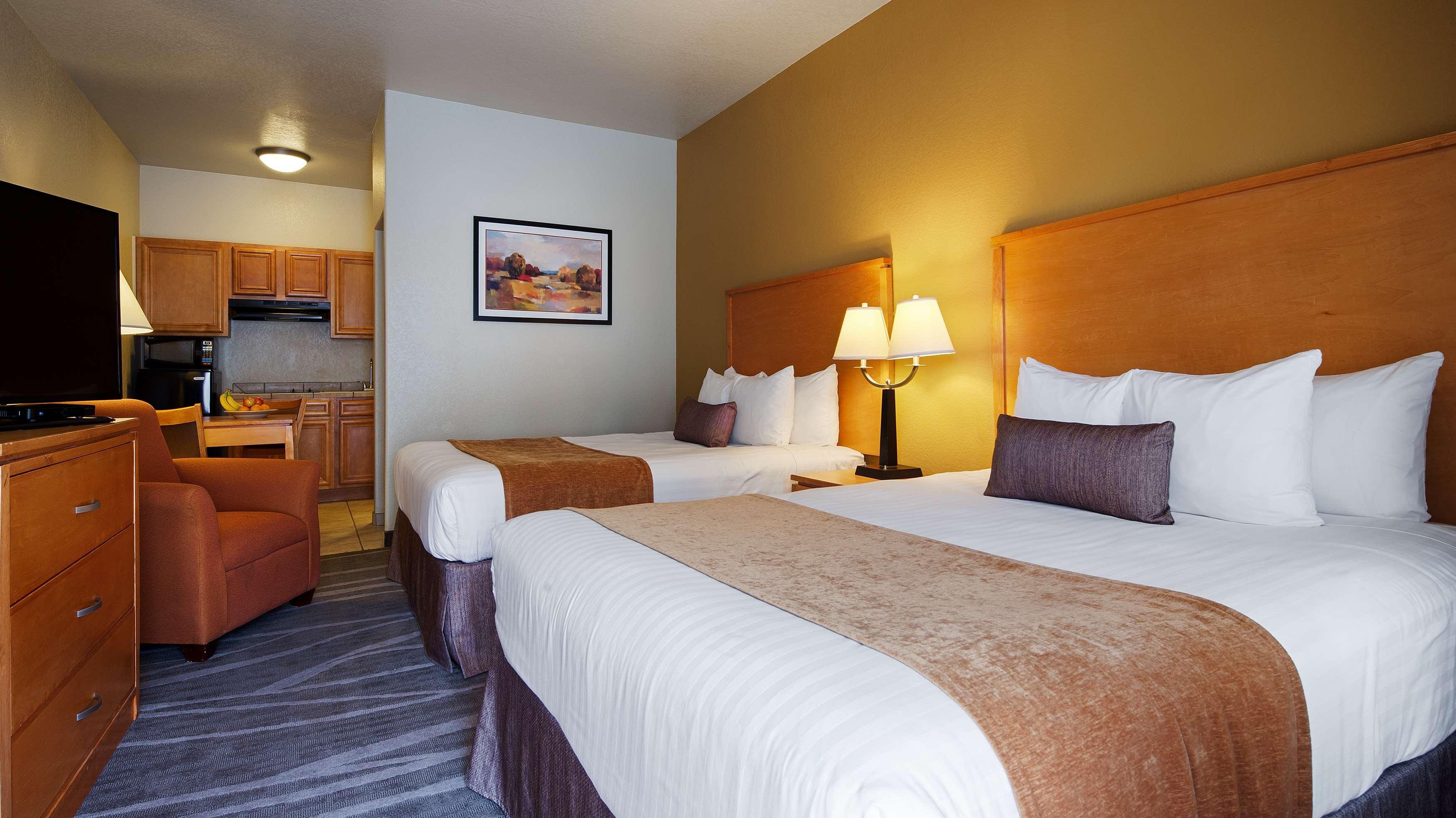 Western And Hotel Guymon
