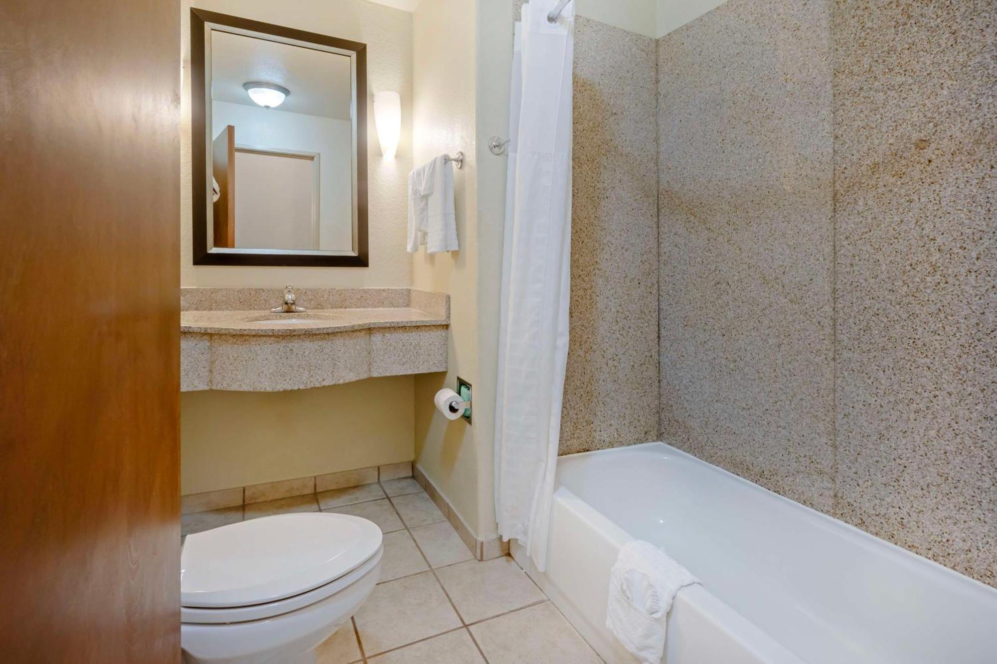 Best Western Plus Y Hotel Guymon
