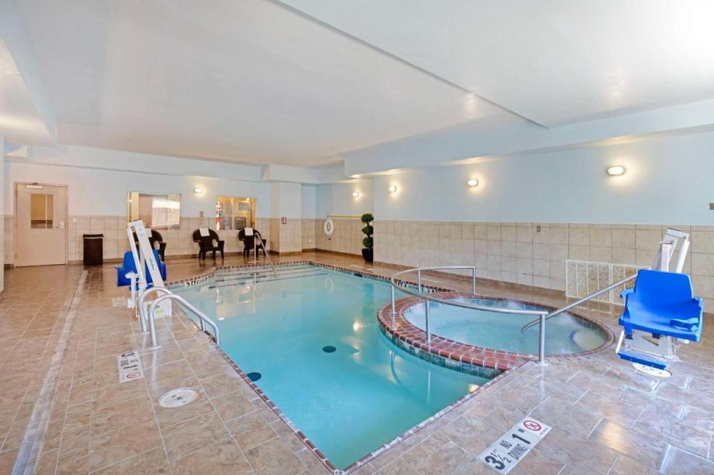 Hotel Western And