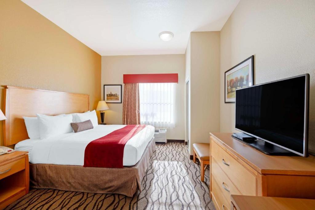 Western And Hotel