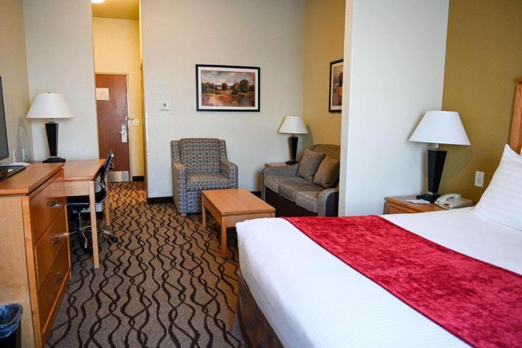 Western And Hotel Guymon